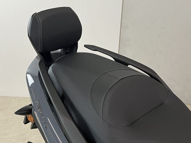 yamaha - tricity-300