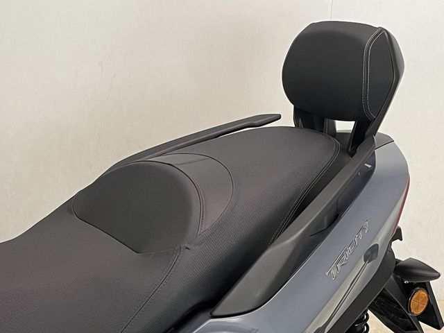 yamaha - tricity-300