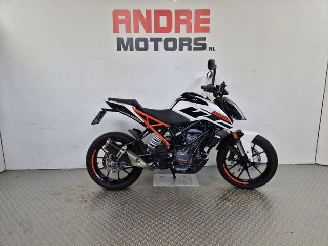 ktm - 125-duke