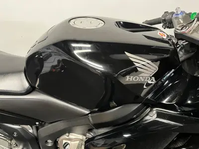HONDA CBR 600 RR – foto 3
