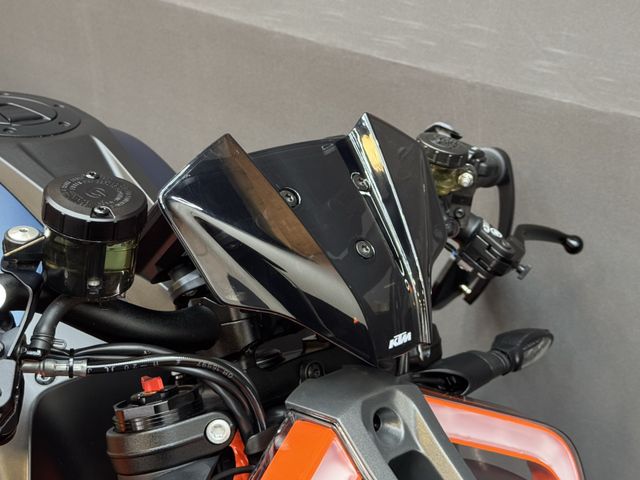 ktm - 1290-super-duke-r