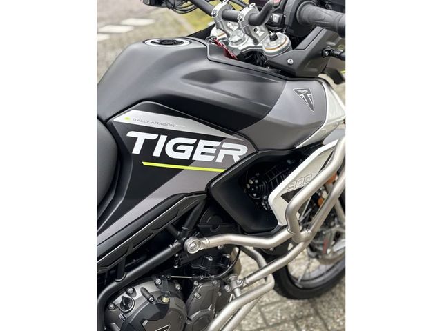 triumph - tiger-900-rally-aragon-edition