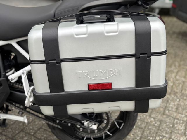 triumph - tiger-900-rally-aragon-edition