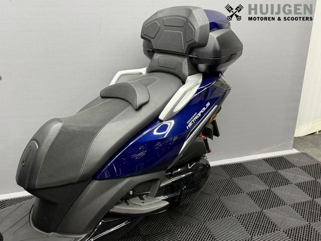 peugeot - metropolis-sw