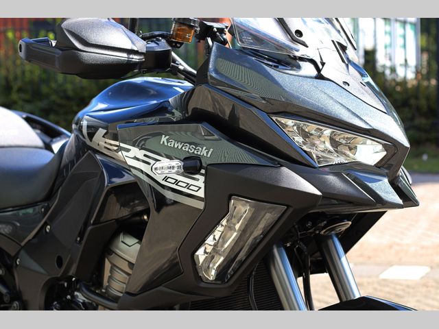 kawasaki - versys-1000-se-tourer