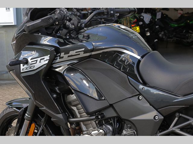 kawasaki - versys-1000-se-tourer