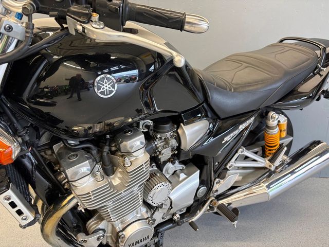 yamaha - xjr-1300