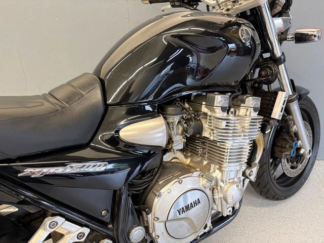 yamaha - xjr-1300