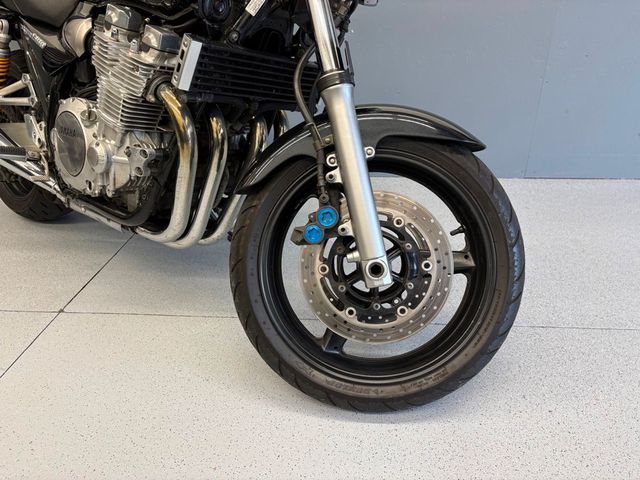 yamaha - xjr-1300