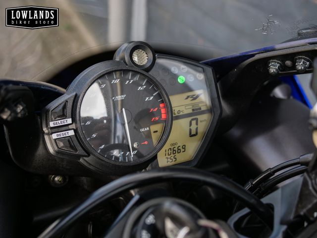 yamaha - yzf-r1