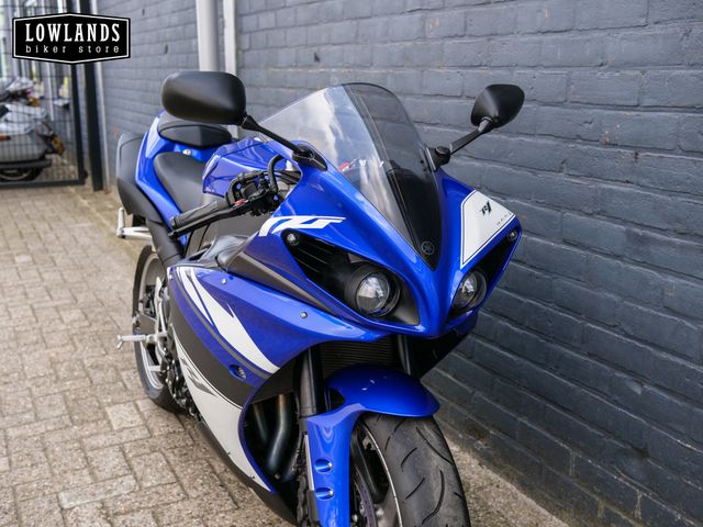 yamaha - yzf-r1
