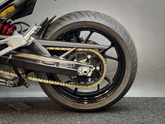 bmw - f-900-r