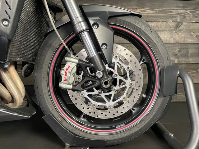 triumph - street-triple-rs