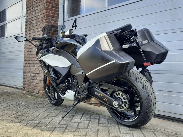 kawasaki - ninja-1000sx
