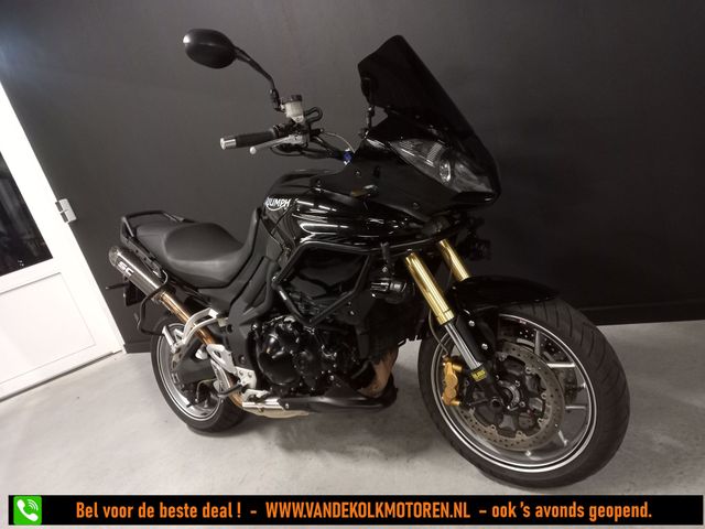 triumph - tiger-1050
