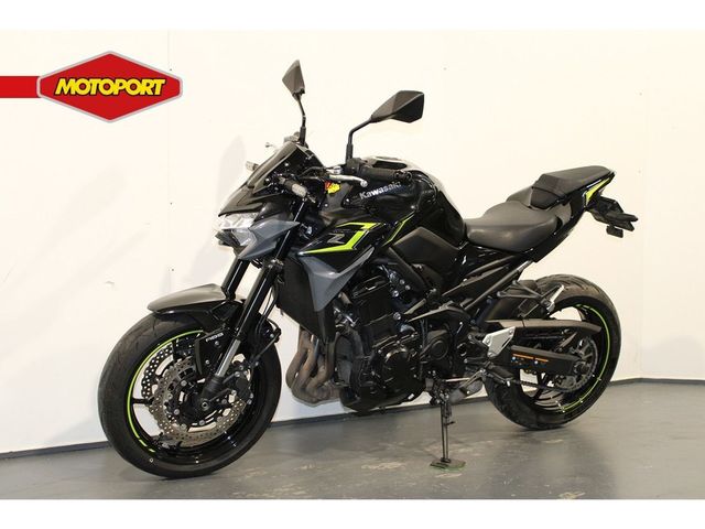 kawasaki - z900