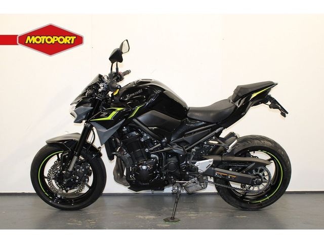 kawasaki - z900