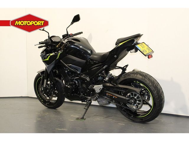 kawasaki - z900