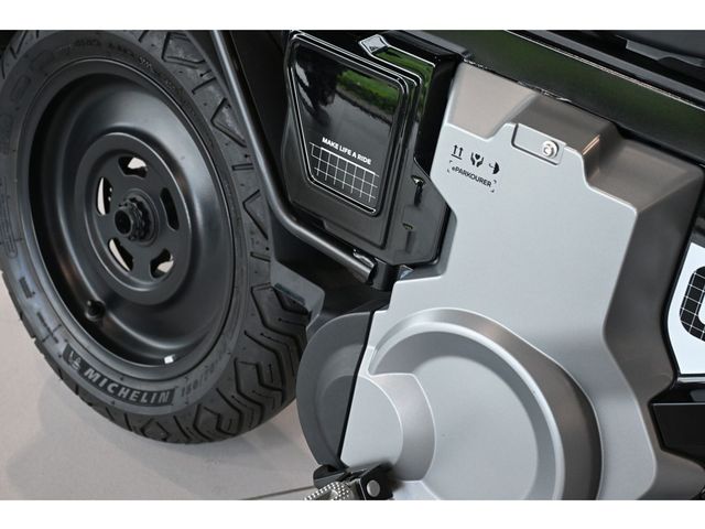 bmw - ce-02