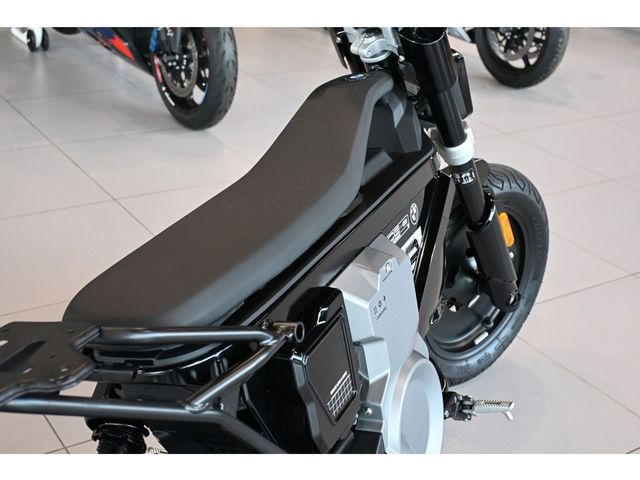 bmw - ce-02