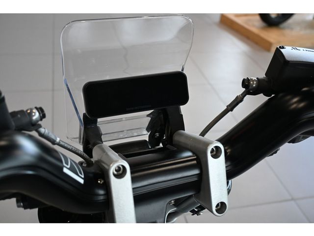 bmw - ce-02