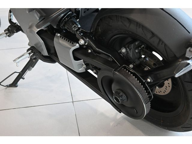 bmw - ce-02