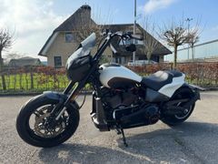 HARLEY-DAVIDSON SOFTAIL FXDR 114
