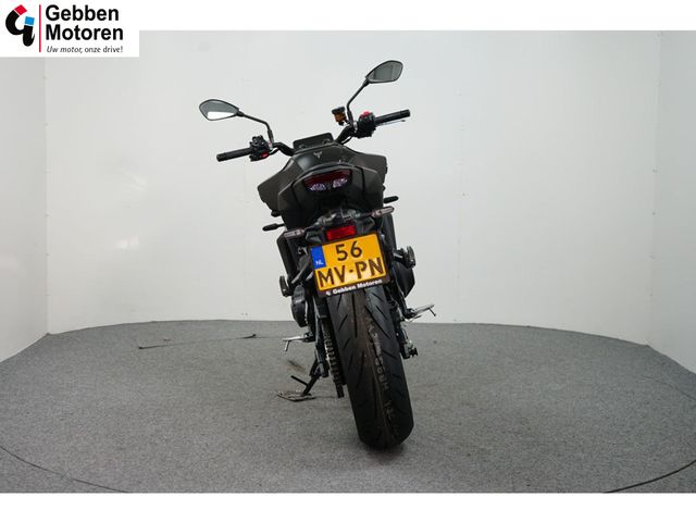 yamaha - mt-09-y-amt