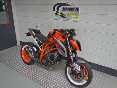 KTM 1290 SUPER DUKE R – foto 2