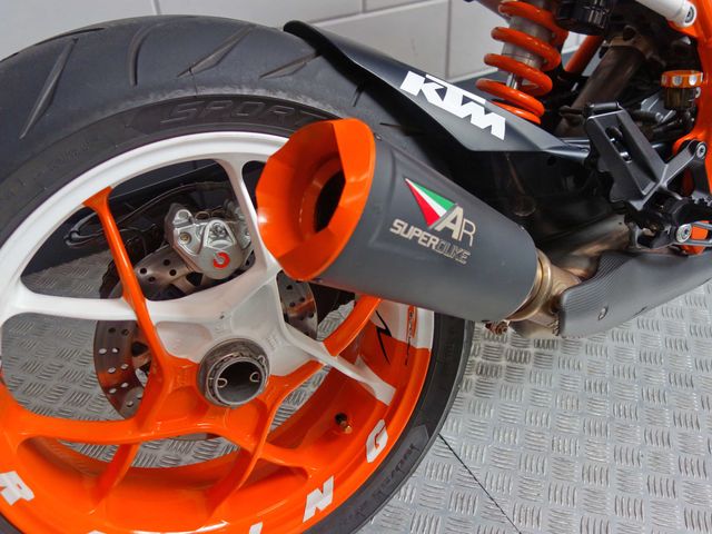 ktm - 1290-super-duke-r