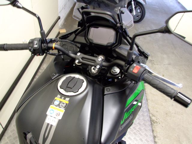 kawasaki - versys-650-abs