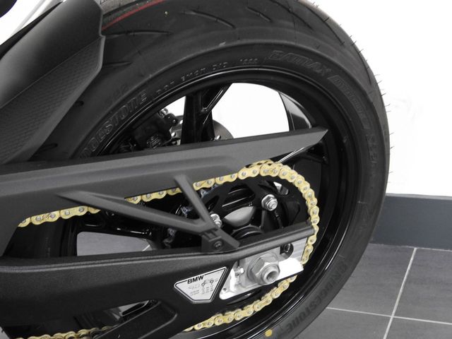 bmw - s-1000-r