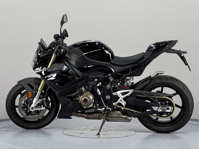 bmw - s-1000-r