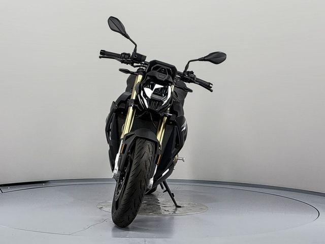 bmw - s-1000-r
