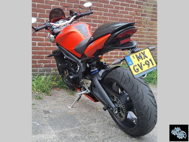 triumph - street-triple-r
