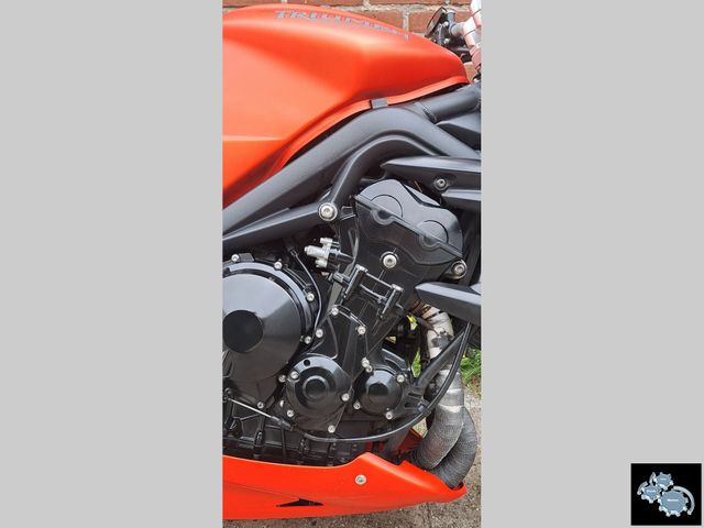 triumph - street-triple-r