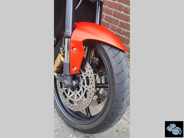 triumph - street-triple-r