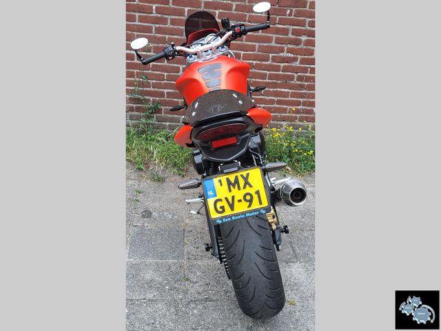 triumph - street-triple-r
