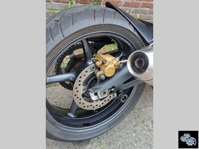 triumph - street-triple-r