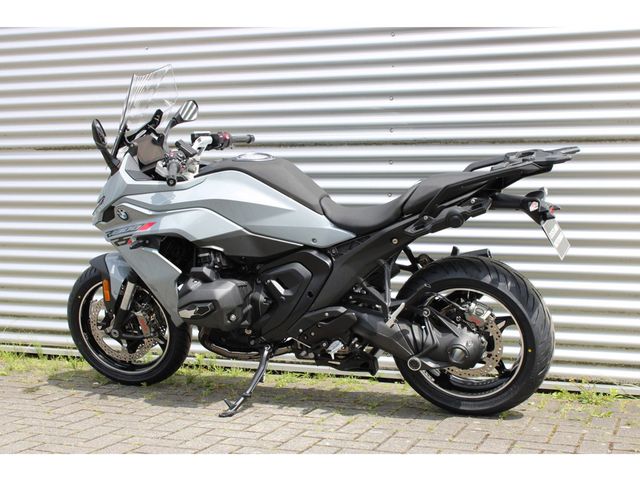 bmw - r-1300-rs