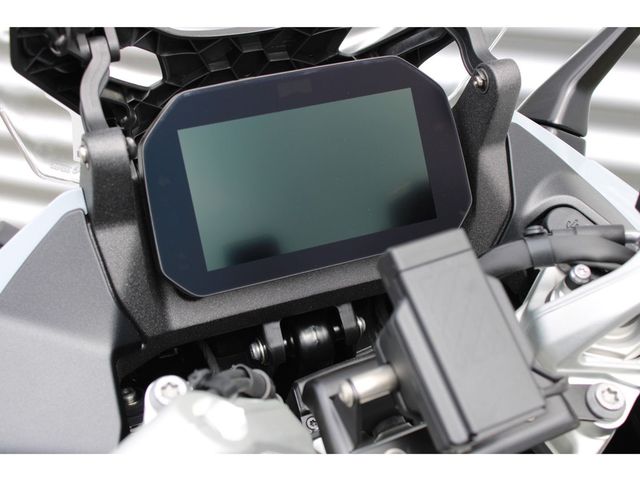 bmw - r-1300-rs