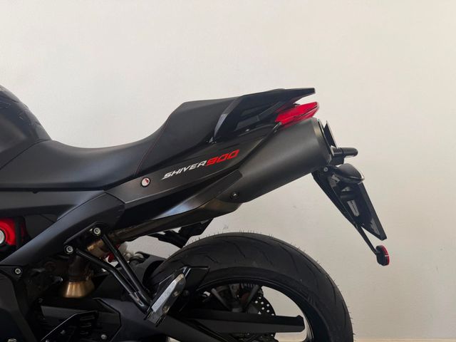 aprilia - shiver-900