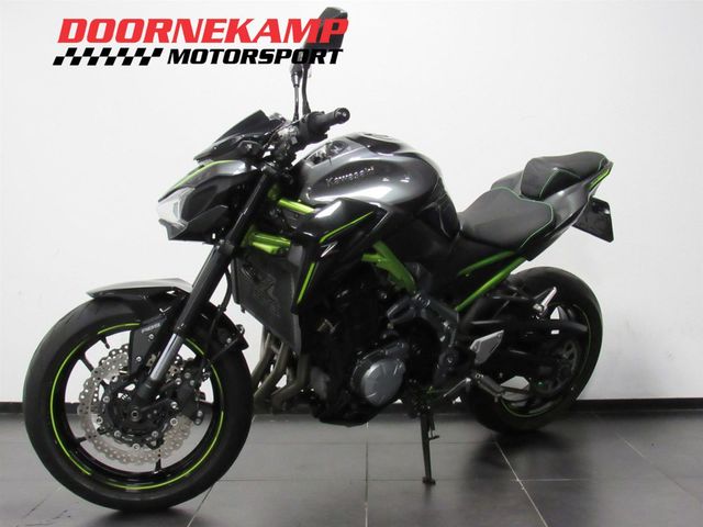 kawasaki - z900