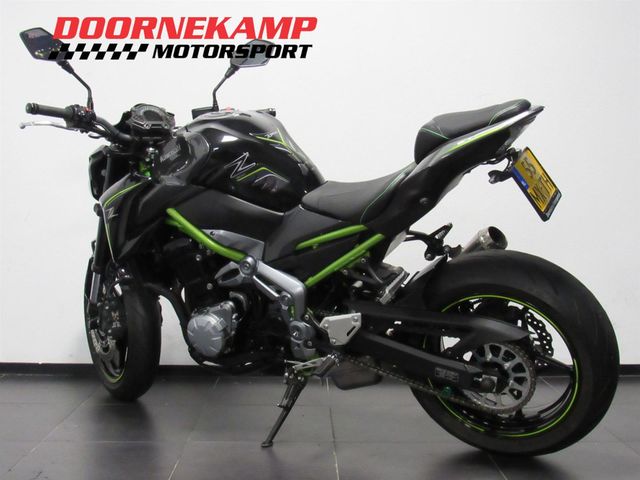 kawasaki - z900