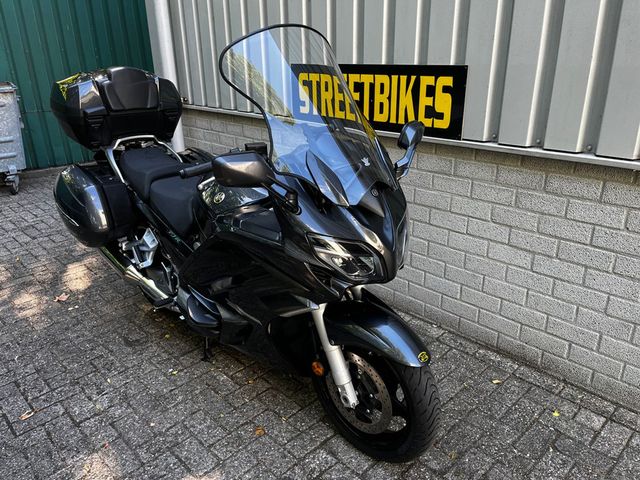 yamaha - fjr-1300