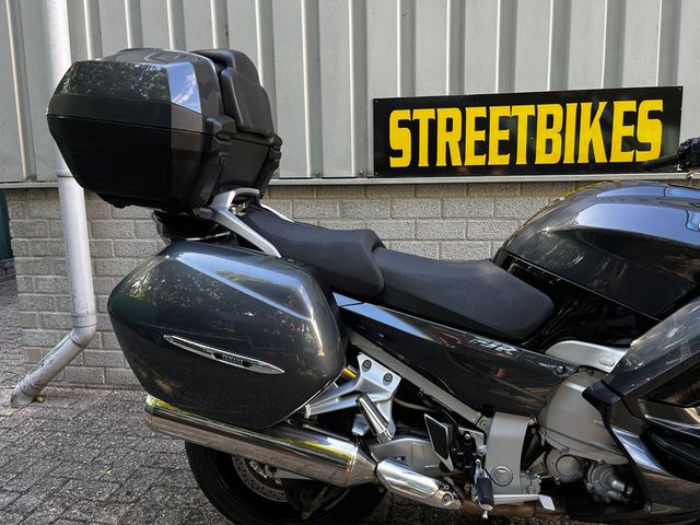 yamaha - fjr-1300