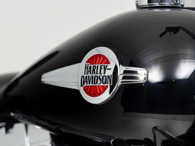 harley-davidson - heritage-softail-classic-flstc
