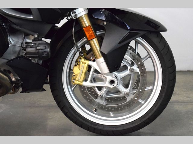 bmw - r-1250-rt