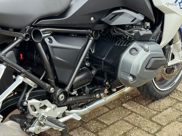 bmw - r-1200-rs