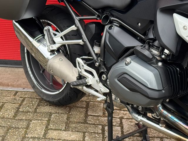 bmw - r-1200-rs